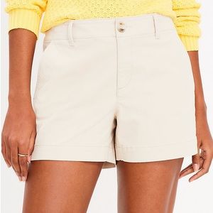 NWT LOFT The Monroe, 4” short KHAKI